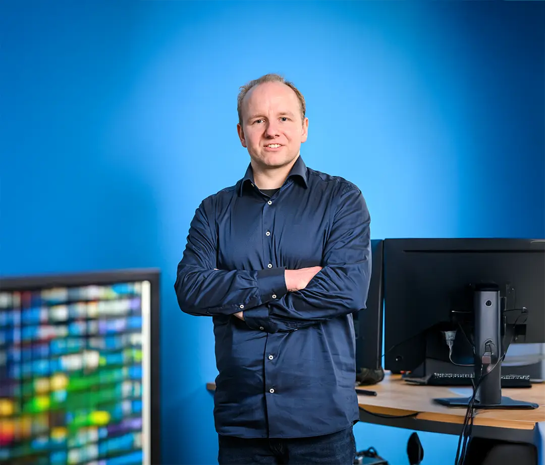 Portrait photo of Dr. Sascha Creutzburg