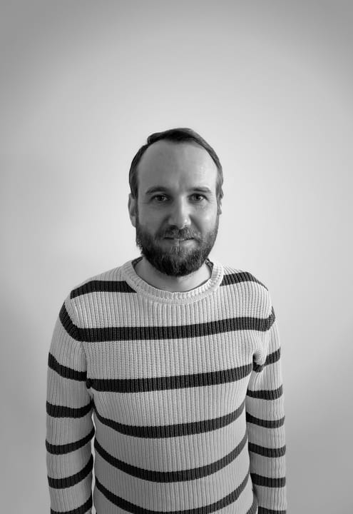 Portrait photo of Robert Schwabe